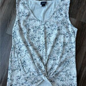 Daytrip Cream and Gray Floral Tank Top